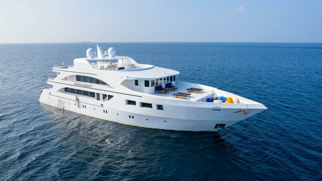 Emperor Serenity, Maldives