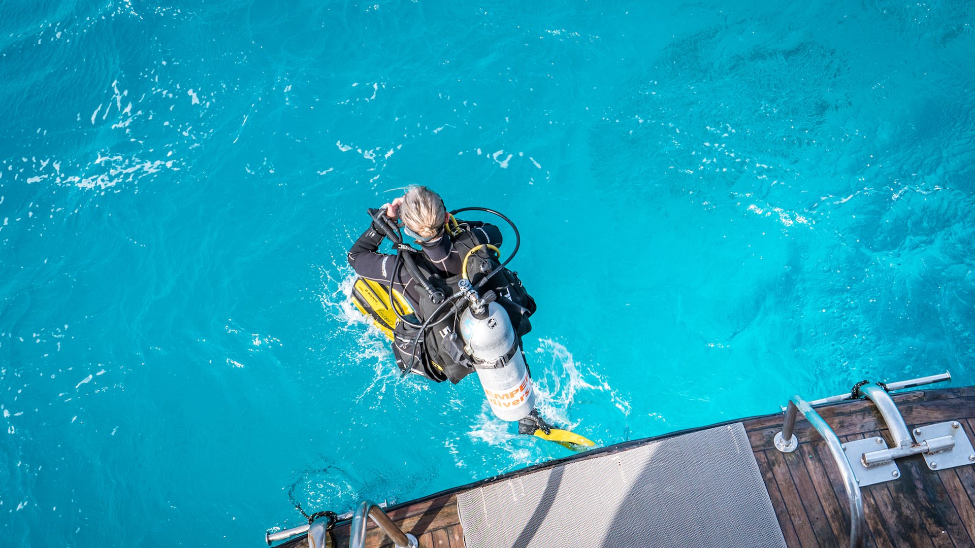 www.emperordivers.com