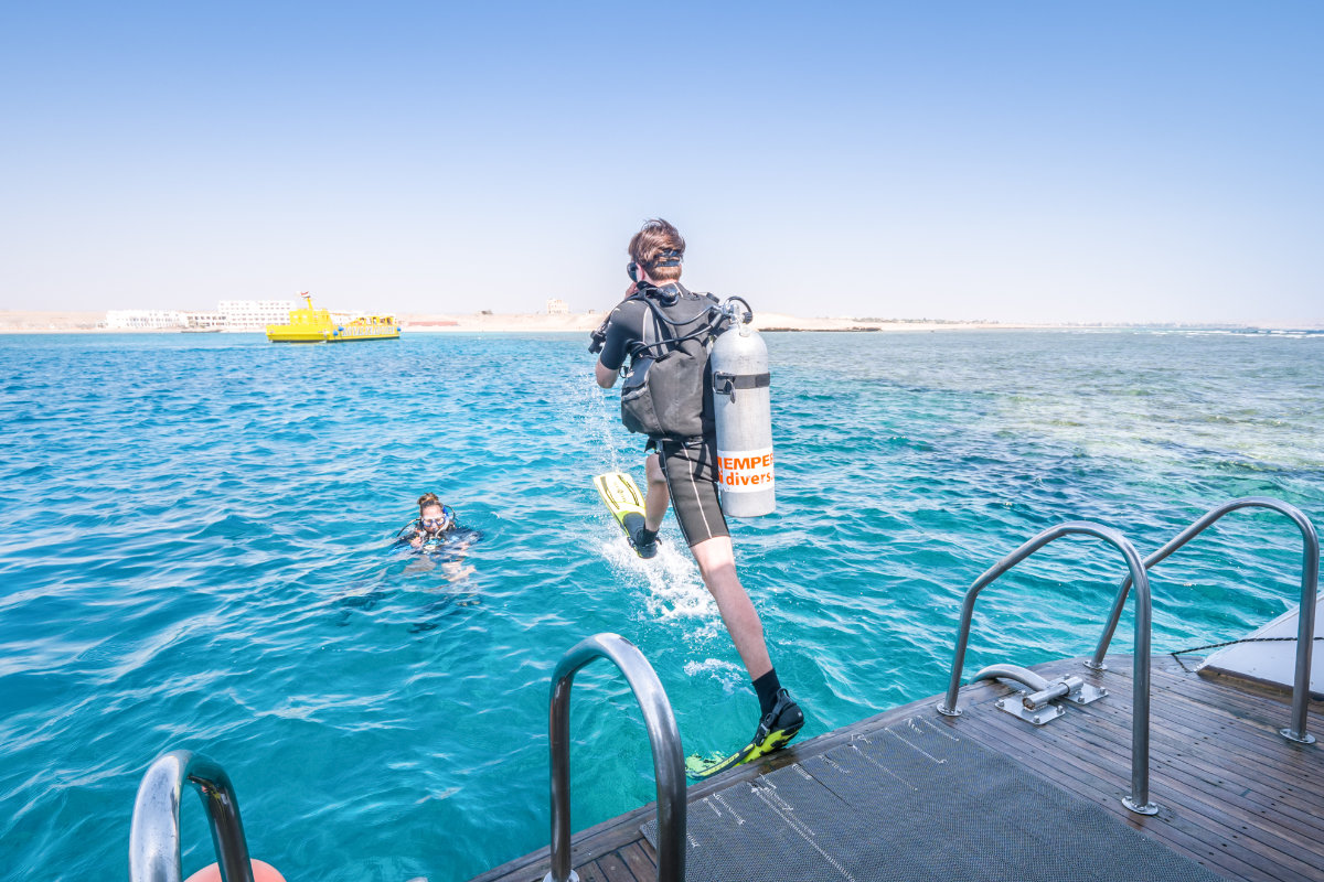 Daily diving from Emperor Divers