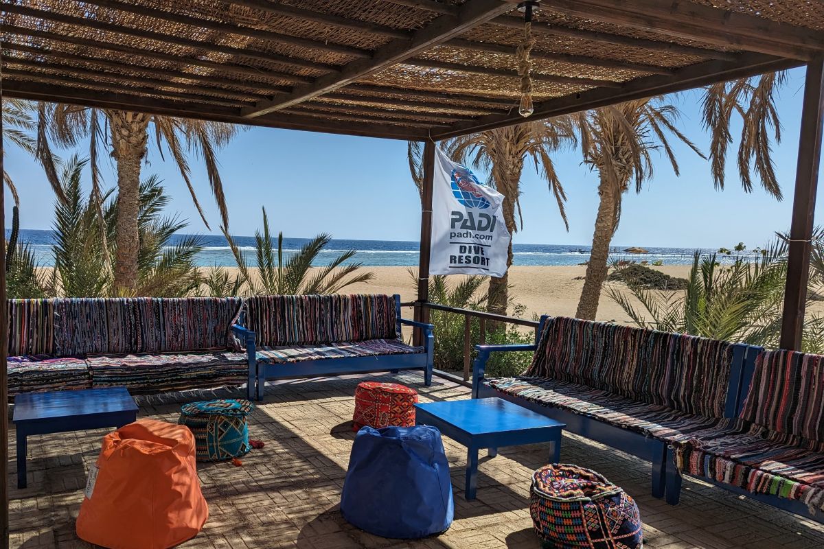 Sunshine and sea at Wadi Sabarah dive centre